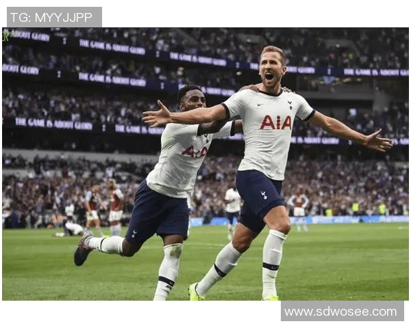 伯恩利与热刺精彩对决集锦回顾赛场瞬间尽在眼前