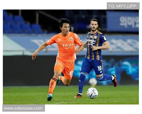 全北现代与江原FC激战在即谁能在韩职联中笑到最后