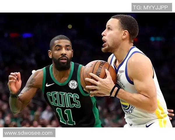 快船与篮网激战正酣比分悬念不断引发球迷热议