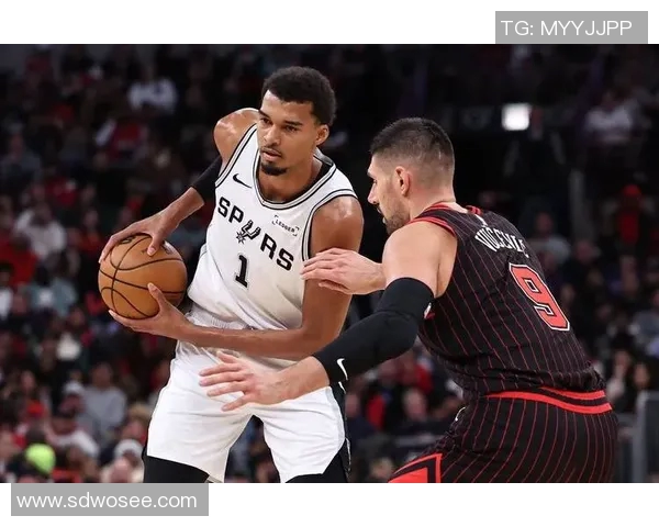 文班亚马法国队首秀狂砍27分大胜意大利引发NBA球探热烈关注