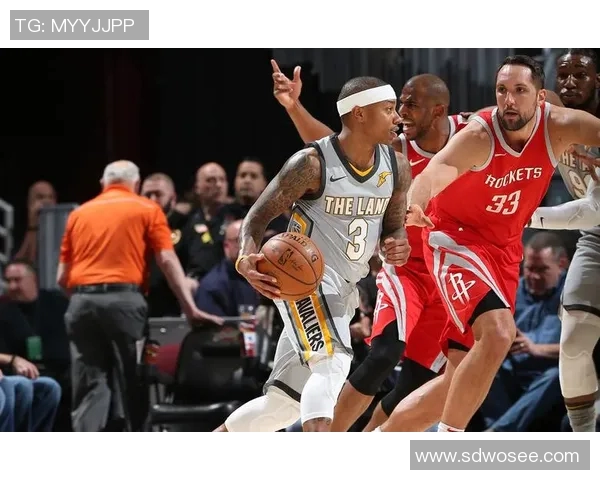 火箭队与骑士队激战正酣精彩直播全程回顾与分析