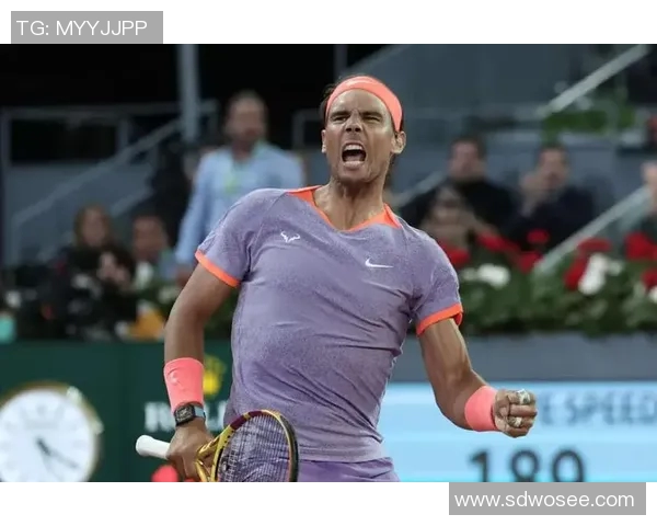 纳达尔与尤兹尼激战回顾经典对决中的技术与毅力较量 纳达尔与尤兹尼激战回顾经典对决中的技术与毅力较量