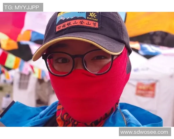 重庆攀岩队在全国团队协作排行榜中荣获第九名展现实力与团结精神 重庆攀岩队在全国团队协作排行榜中荣获第九名展现实力与团结精神