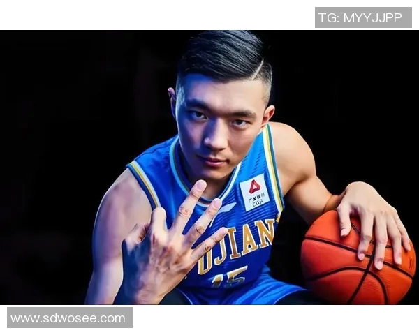 陈林坚的篮球之路：从青涩少年到职业赛场的奋斗与荣耀