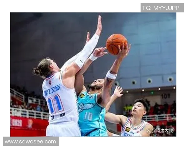 CBA精彩回放广东队对阵福建队的激烈比赛瞬间与精彩时刻分析 CBA精彩回放广东队对阵福建队的激烈比赛瞬间与精彩时刻分析